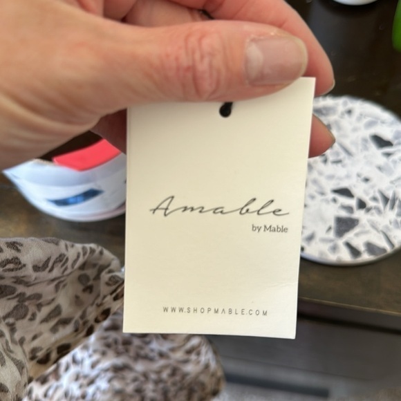 🟢Nwt brown leopard print crossover blouse brand Mabel - Picture 4 of 4